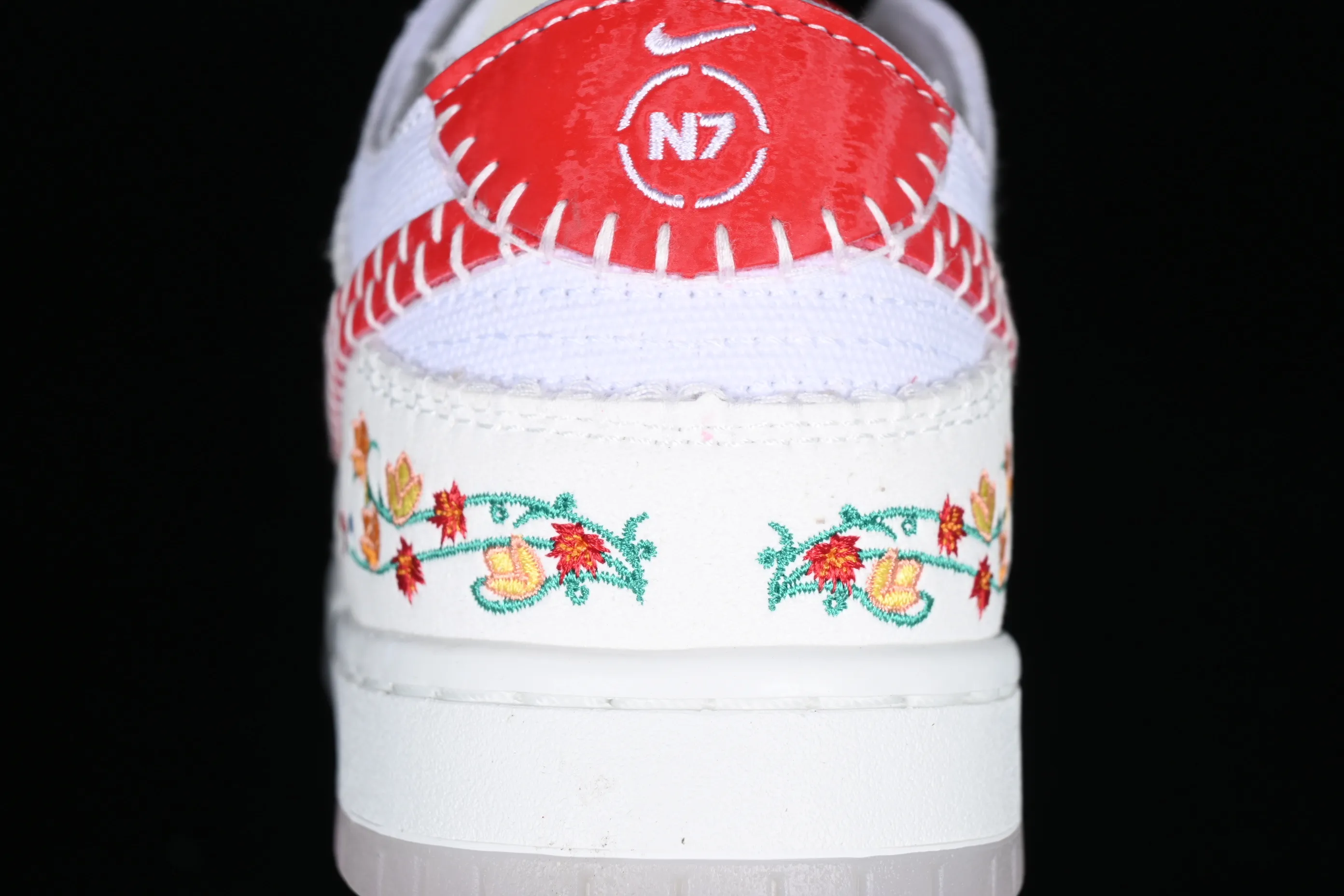 All categories Nk SB Dunk series Nk SB Dunk Low low-top sneakers Nk SB Dunk Low "N7" floral embroidery SB low-top casual sneakers FD6951-700